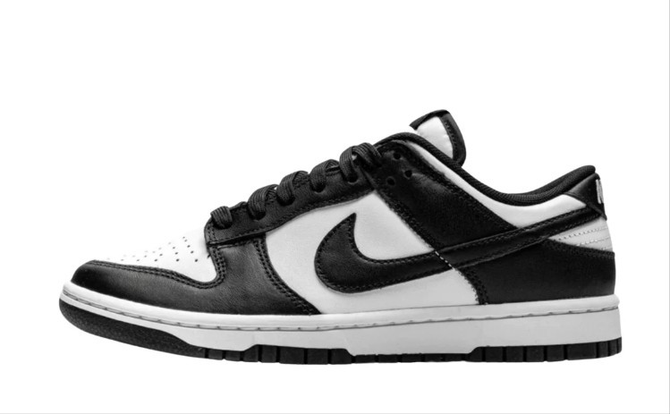 NIKE DUNK LOW (GS) -WHITE/BLACK-WHITE - SIZE 6Y