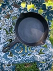 Vintage Lodge Cast Iron Skillet Unmarked Single Notch No.  (I)