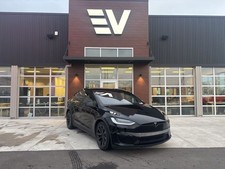 2023 Tesla Model X Standard Range