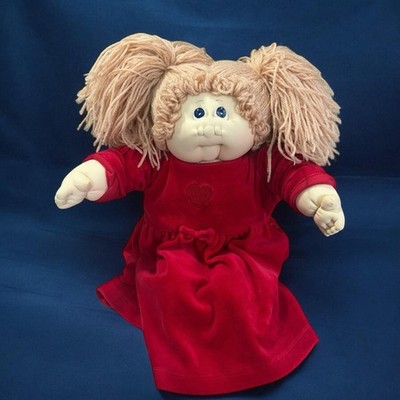 Vintage Cabbage Patch Kids Soft Sculpture Face Doll Signed Xavier Roberts 24 