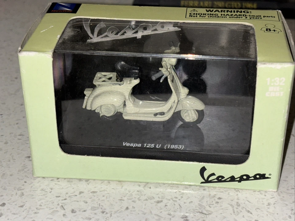 Vespa 125 U - 1953 - NewRay - - Immagine 2 di 3