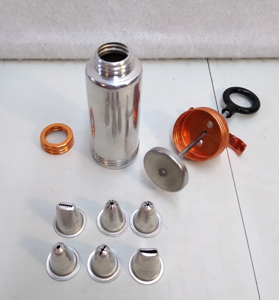 Vintage Mirro 23 Pc Aluminum Cookie Press & Decorator Set in Excellent Shape - Image 4 of 4