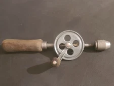 Vintage Hand Crank "Egg Beater" Manual 9.5” Long Drill RARE SMALL COMPACT SIZE