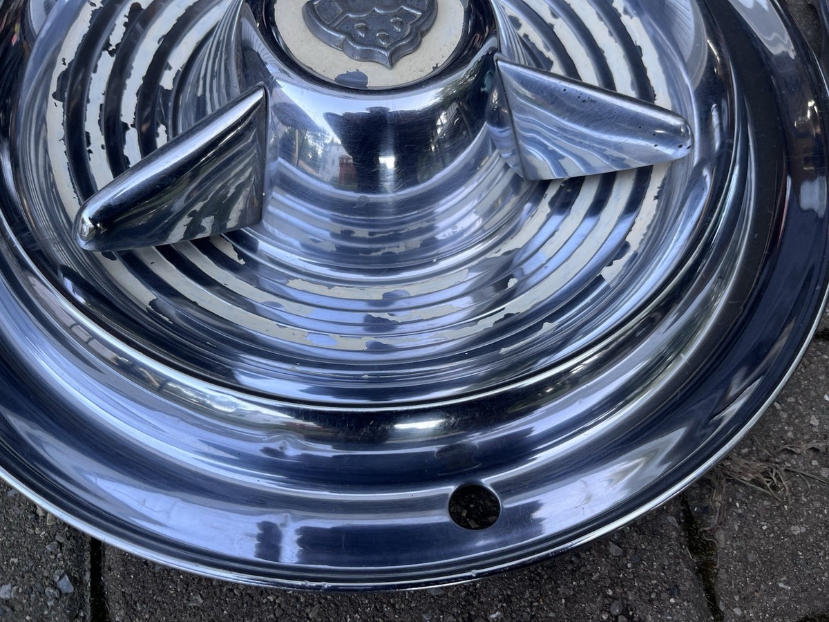 1953 - 1955 Oldsmobile Fiesta Spinner Wheel Covers/Hubcaps - 15