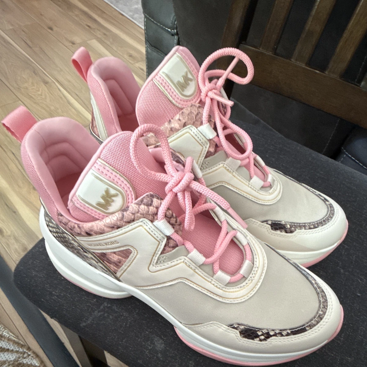 Michael Kors 米色真皮女运动鞋| eBay