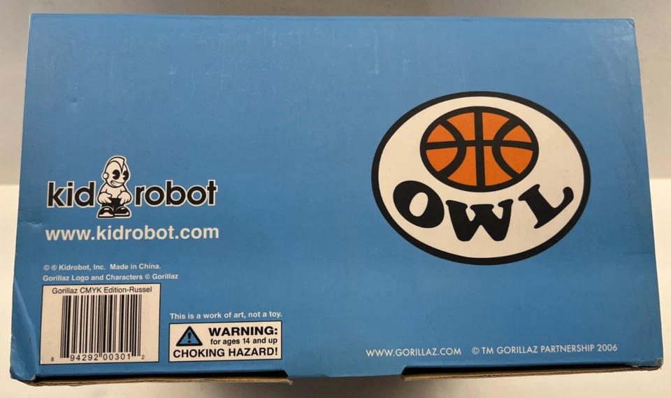 Kidrobot Gorillaz Russel Hobbes Vinyl Figure - Image 4 of 4