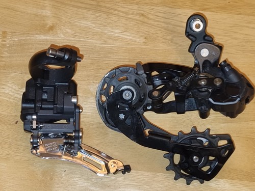 Shimano MTB Di2 RD-M8050-GS Set Front And Rear 11 Speed - Picture 2 of 6