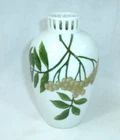 Rosenthal Vase circa 1900 Mistletoe