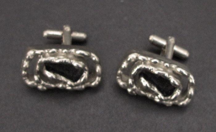 Picture 1 of 4