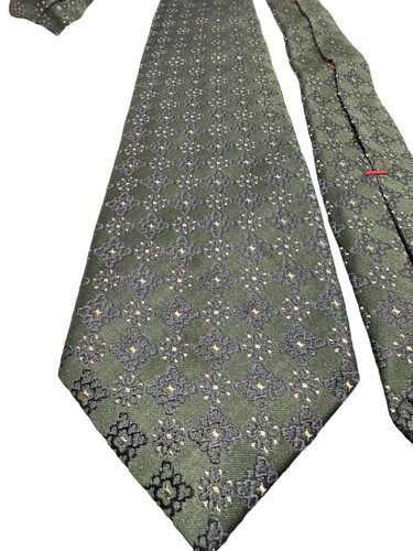 Isaia Napoli Green Medallion Patterned Italian 100% Silk Men's Dress Neck Tie - Picture 2 of 5