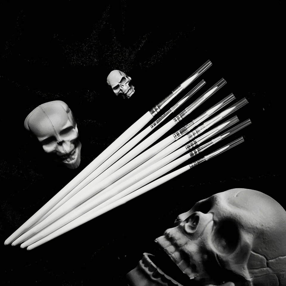 Juego de 8 pinceles de pintura en miniatura Ghost con detalles y 3 pinceles secos Foto 3 de 4