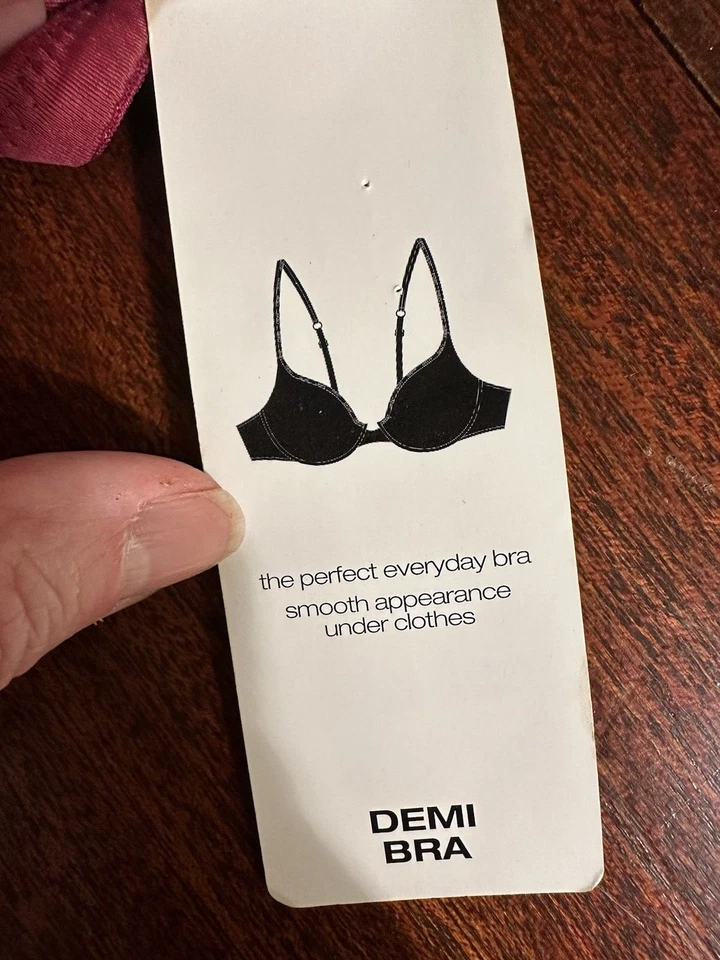 Camiseta DKNY Logo Heritage Perfect Everyday Demi Bra 453263 Talla 36D Nueva con Etiquetas Vino Foto 3 de 4