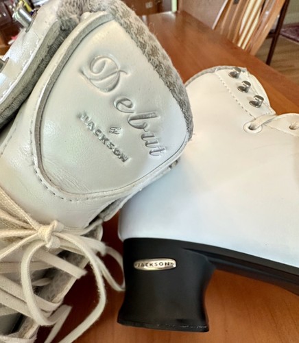 Jackson Debut Low Cut Skating Boot Womens Skates 6.5R w/out Blades - Picture 7 of 7