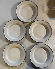 Vintage Ker Enamelware 8 5/8" Dinner Plates (5)  White With Blue Rim all Stamped