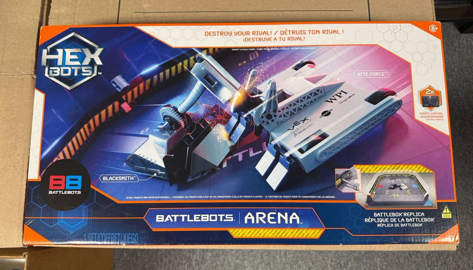 HEX BOTS BattleBots Arena MAX, Remote Control Robot Toys for Kids 