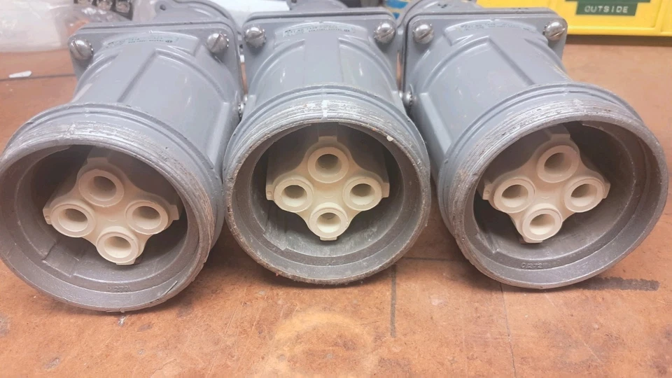 Russellstoll Female Connector 7428-JPA63, 60amp, 600/250volt, 3-pole 4-wire Used - Image 2 of 3