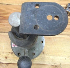 Wilton Pow R Arm 301 Positioner with attachment plate works great