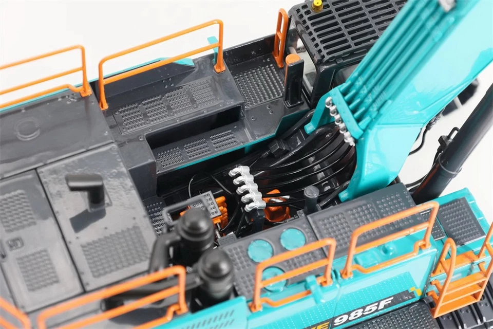 1/35 Scale SUNWARD SWE985F Mining Excavator Diecast Model Toy Gift NIB - Image 4 of 4