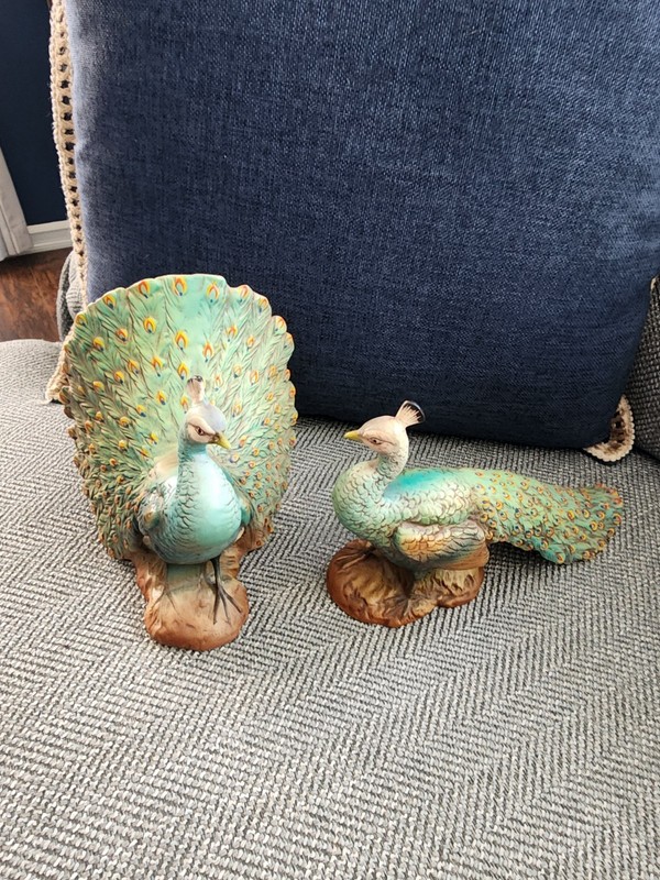 Gifts Ideas Pair Hand Painted Peacock with Full Fanned Tail Vintage Great Cond