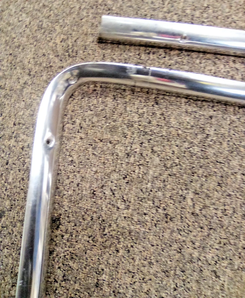 Chevy Impala 1965-66 techo trasero de vidrio moldura Bonneville LOC-123DG Foto 3 de 4