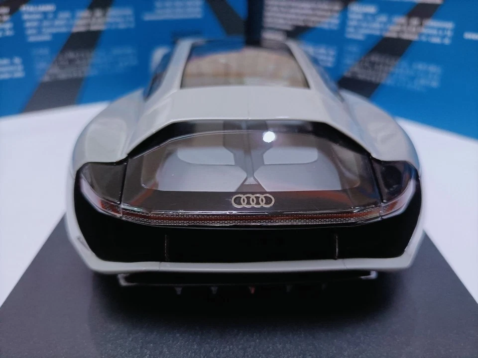 Autocult 1:18 Audi PB18 e-tron 2018 чисто электрический концепт-кар модель - Изображение 2 из 4