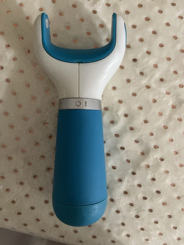 Cuidado de pies Amope’ con 12 recambios nuevos. La unidad está usada, las recargas no lo están. Foto 3 de 3