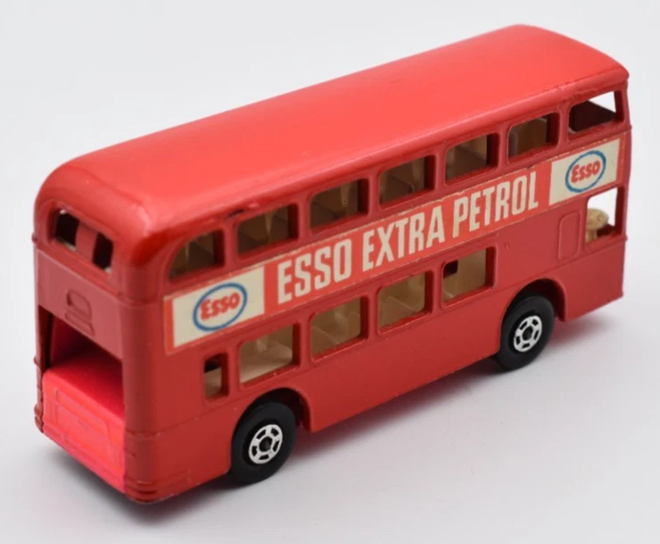 Matchbox Superfast MB74 Daimler Bus red. pink floor slab. Lesney England - Image 2 of 4