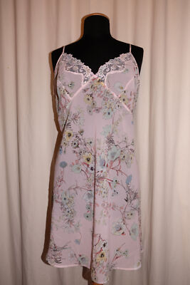 LISE CHARMEL kurzes Nachthemd DRESSING EFFEUILLAGE dressing églantine NEU