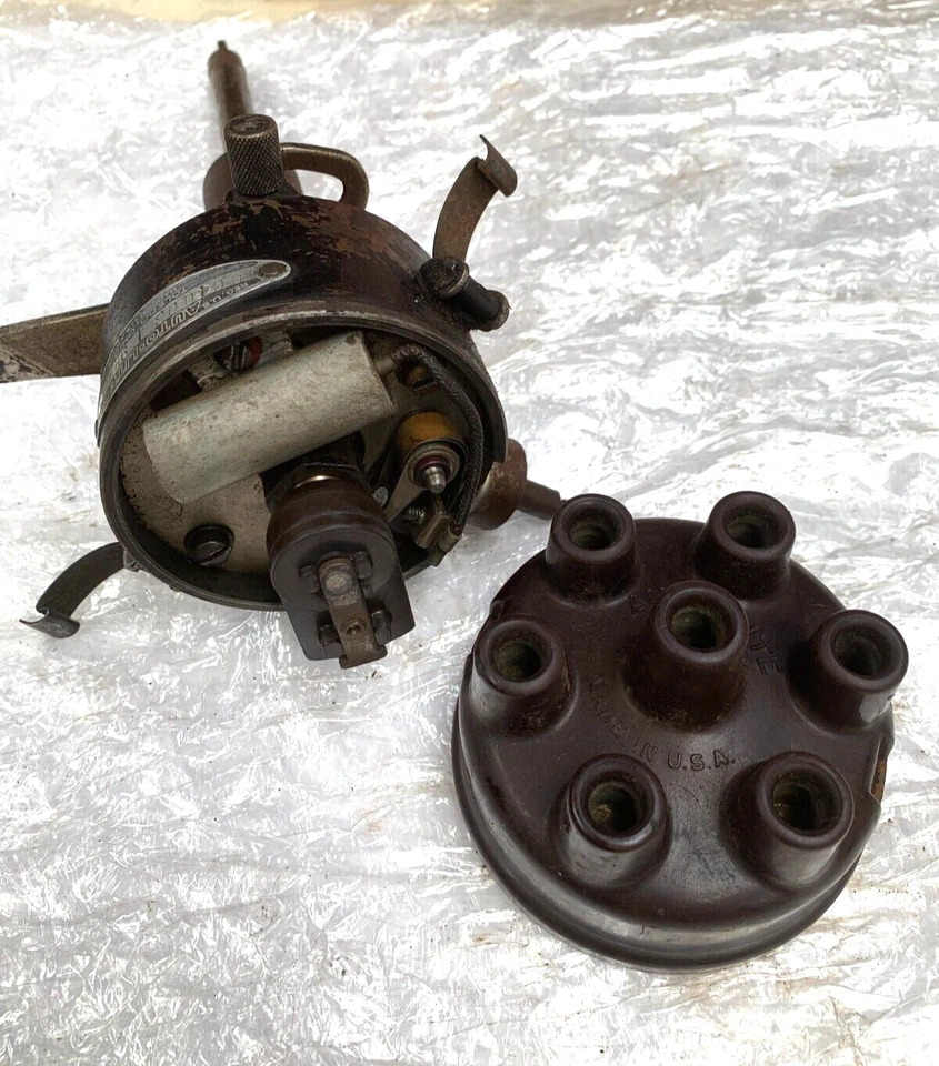 OEM NOS Autolite 1AD-6004-1E 2D X 4cyl Distributor Tractor? - image 3 of 4