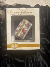 Porcelain Collectable Trinket Box New In Package