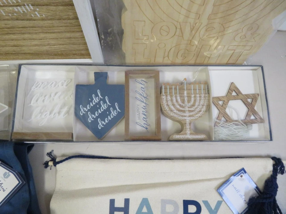 Feliz Janucá Fiesta Judía Lote Surtido Dreidels Cortadores de Galletas Delantales Decoración Foto 4 de 4