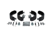 NEU - Bosch 0204113807 Bremsbackensatz, Feststellbremse FüR MERCEDES-BENZ Puch