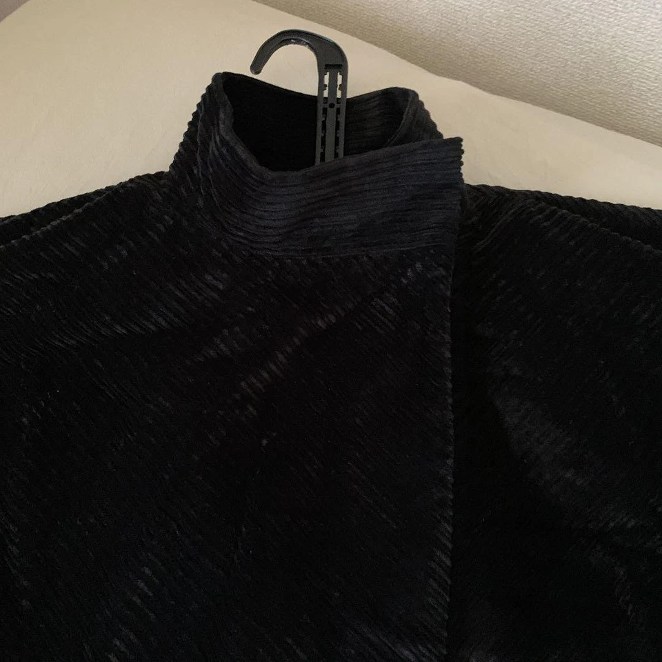 USED GIVENCHY BALLOON COAT ACCEPTABLE - Image 4 of 4