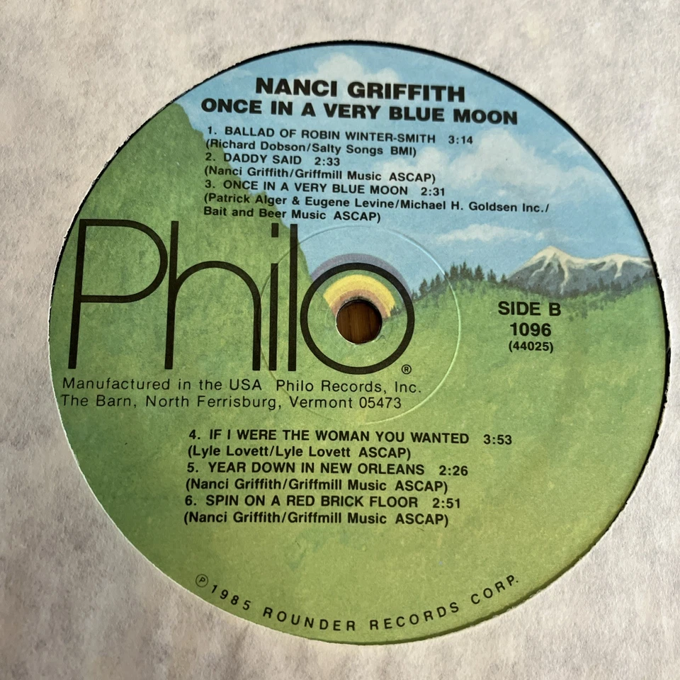 NANCI GRIFFITH Once In A Very Blue Moon PHILO LP VG+ Lyric Sheet Folk Rock Album — 第 4/4 张图片