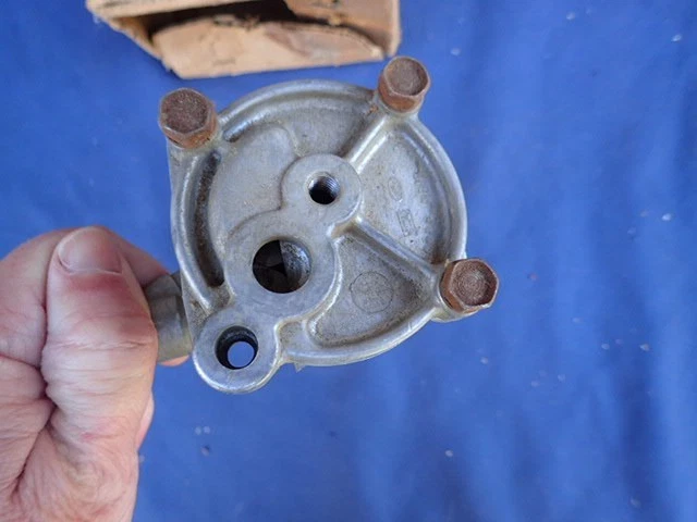1960-63 Ford Falcon, масляный насос Mercury Comet новый из старых запасов! C0DE-6621-A - Изображение 4 из 4
