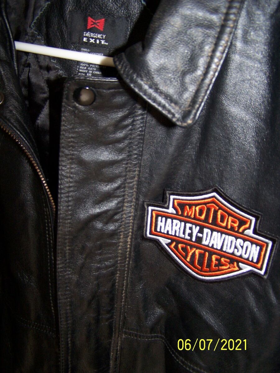 Harley-Davidson patch on youth's size XL (18) black leather Harley-Davidson patch on youth's size XL (18) black leather