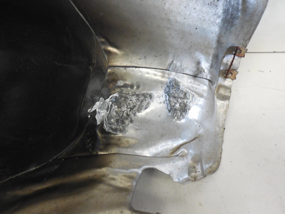 Protector térmico parte inferior trasera Volkswagen Beetle Cabrio 98-10 1C0803308 Foto 4 de 4