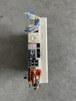 Schneider Electric LXM32AD30N4 Servo Drive CN6 I/O 3phase 50/60Hz
