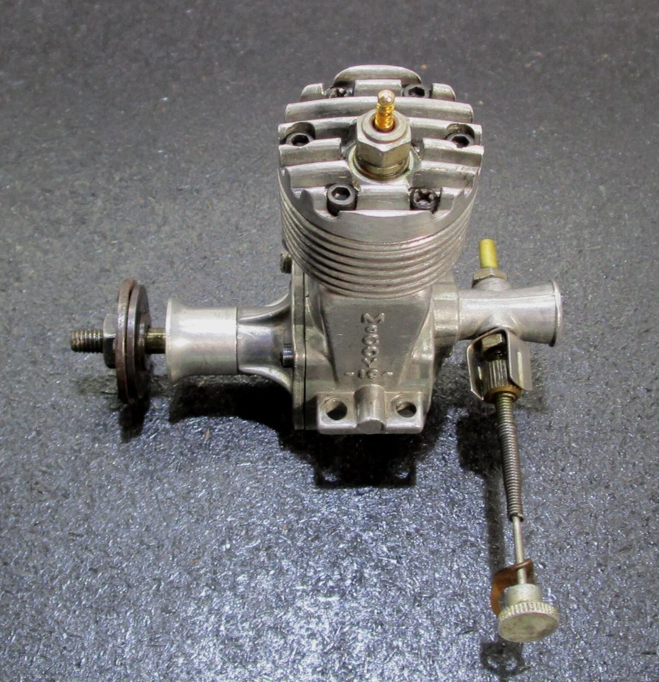 McCOY 19 rear carburetor vintage 2 cycle glow engine for model airplanes used - Image 2 of 4
