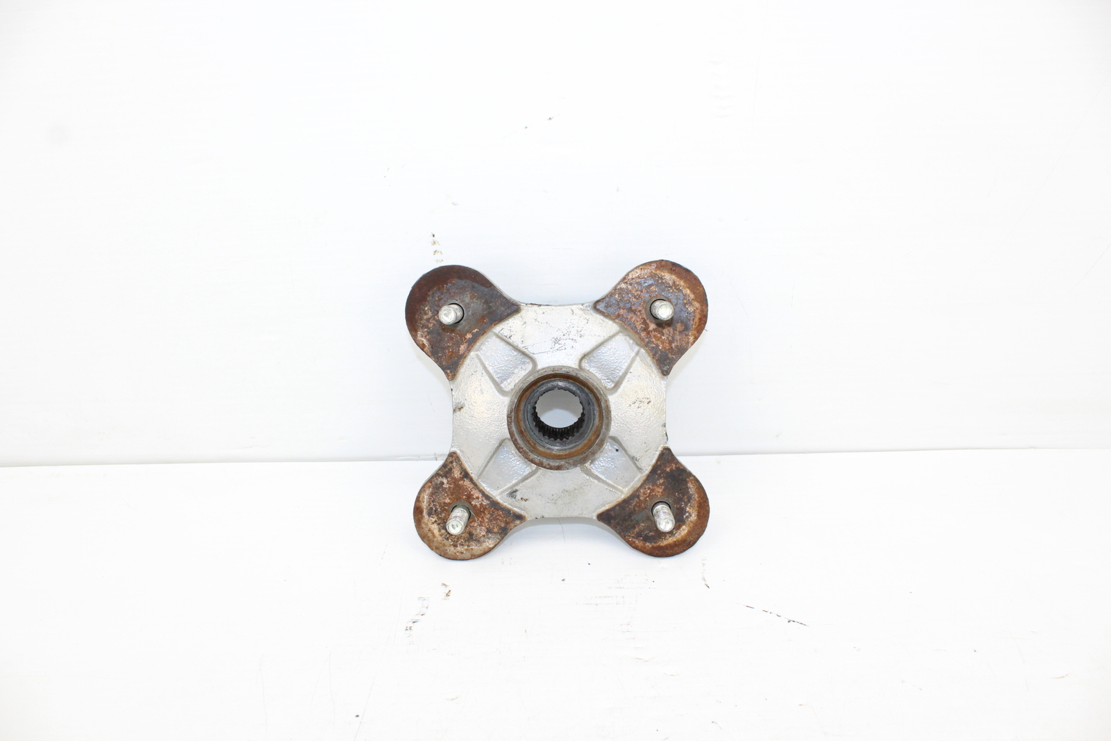 POLARIS REAR BACK WHEEL LEFT HUB 5136295 5136946 | eBay 