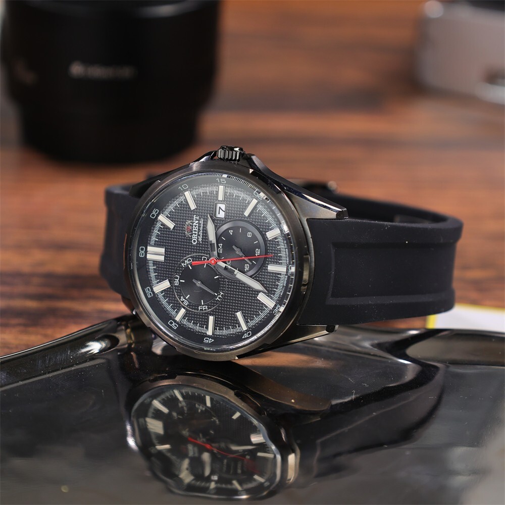 Orient Automatic mechanical men's watch red second hand silicone