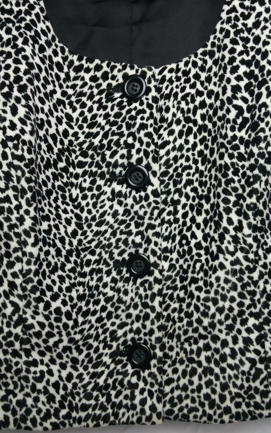 EXPRESS Womens Leopard Print Faux Fur Vest Sleeveless Size Small 1/2