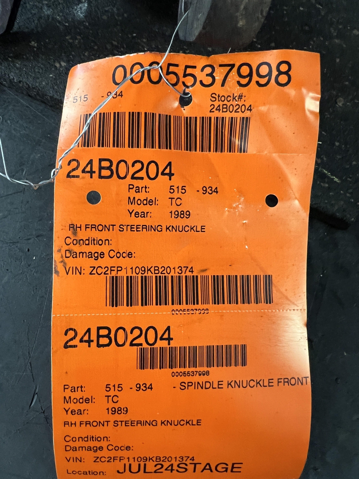 89-90 CHRYSLER TC MASERATI FRONT PASSENGER RIGHT RH STEERING KNUCKLE