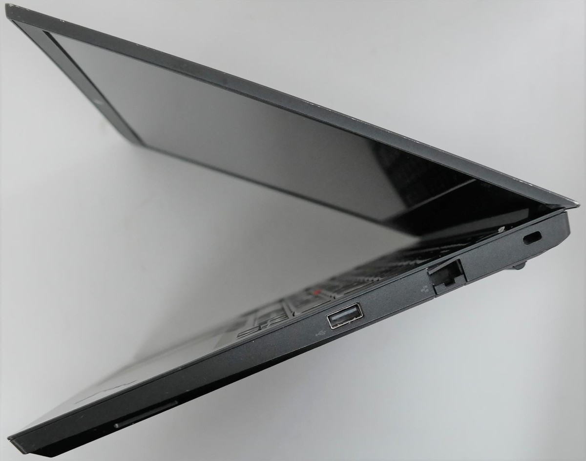 Lenovo ThinkPad E14 i7-10510U 1.80GHz 16GB RAM 256GB SSD Lenovo ThinkPad E14 i7-10510U 1.80GHz 16GB RAM 256GB SSD