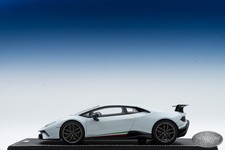1/18 MR COLLECTION Lamborghini Performante Coupe White 🤝ALSO OPEN FOR TRADES🤝