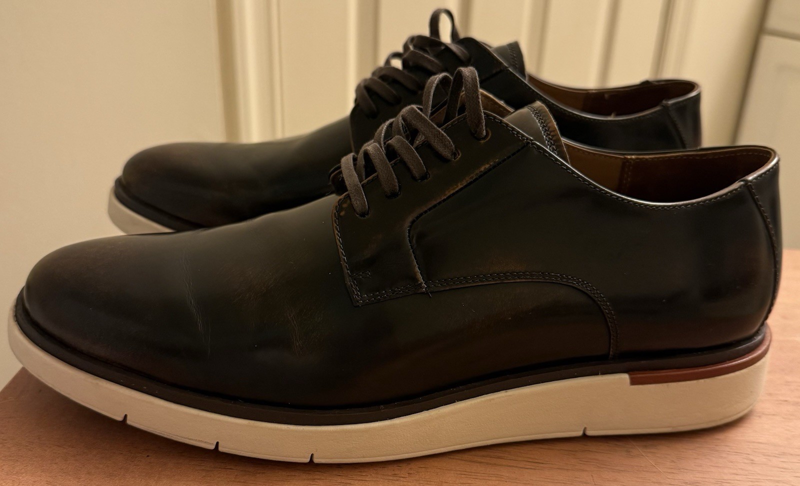 SAOLA Allen Edmonds "CARSON" Uomo Pelle IBRIDO STRINGATO Derby 11.5D (7807) Marrone Us intime ottimeioni