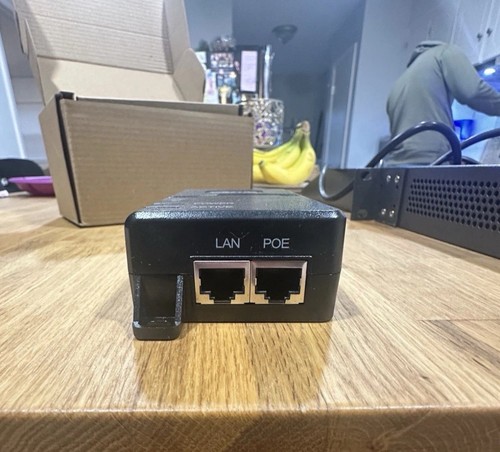 Gigabit PoE Injector High Power Over Ethernet 60W 4-Pair 1000Mbps 802.3af/at - Picture 4 of 8