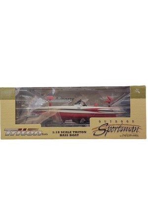2002 Ertl Triton Bass Fishing Boat w/Trailer Outdoor Sportsman 1:18 NIB FastShip