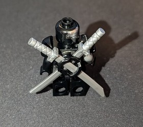 LEGO Ninjago General Cryptor Rebooted Minifigure Armor Katanas 70721 njo0092