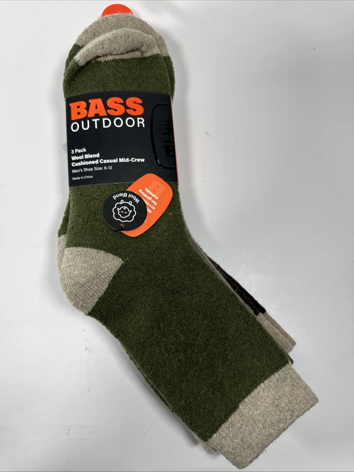 BASS Outdoor Men's 3-Pack Wool Blend Cushioned Casual Mid-Crew Socks Size 6-12